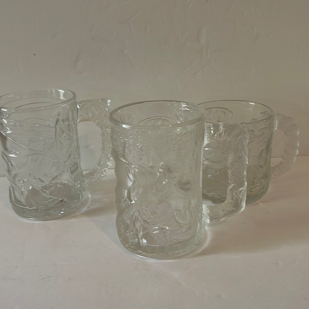 1995 lot of three Batman forever robin Batman two face cups France